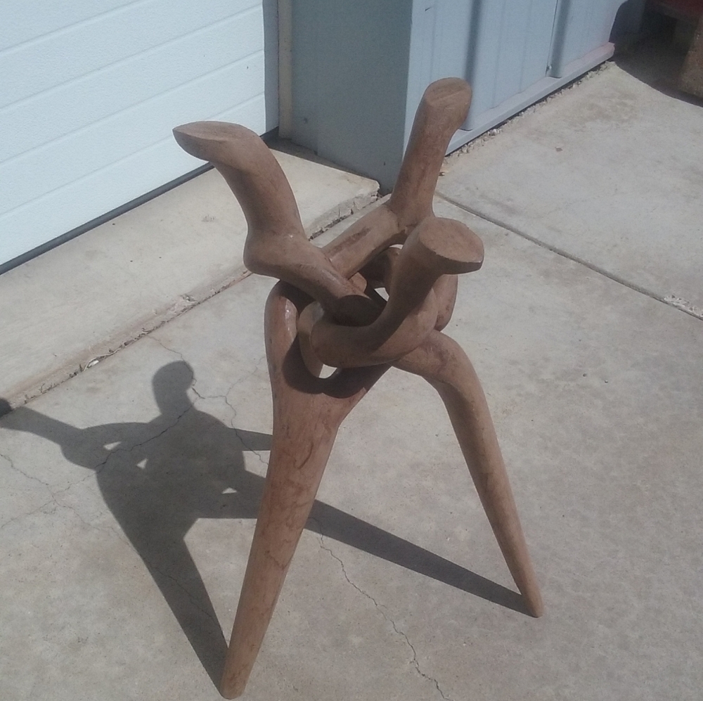 Table Base.